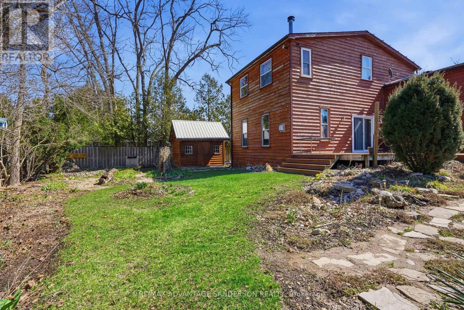 22476 Coldstream Road, Middlesex Centre, Ontario  N0L 1R0 - Photo 9 - X12990168