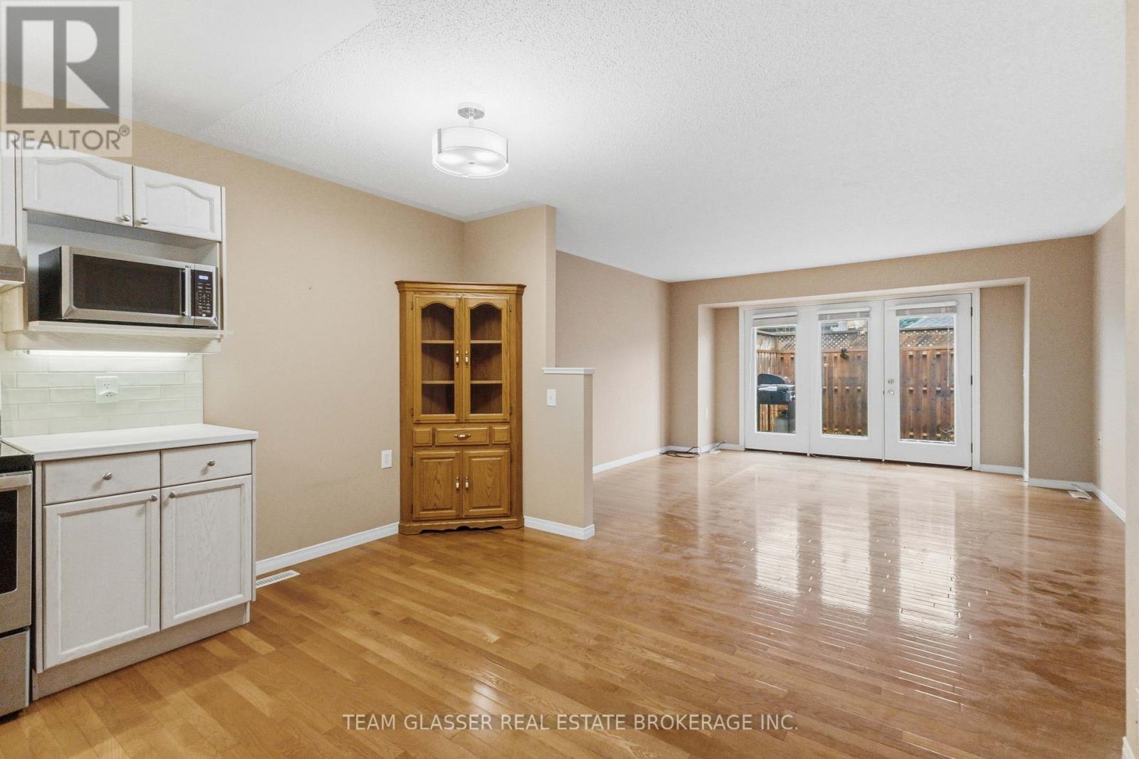 20 - 1555 Highbury Avenue N, London East, Ontario  N5Y 5R2 - Photo 23 - X12990318