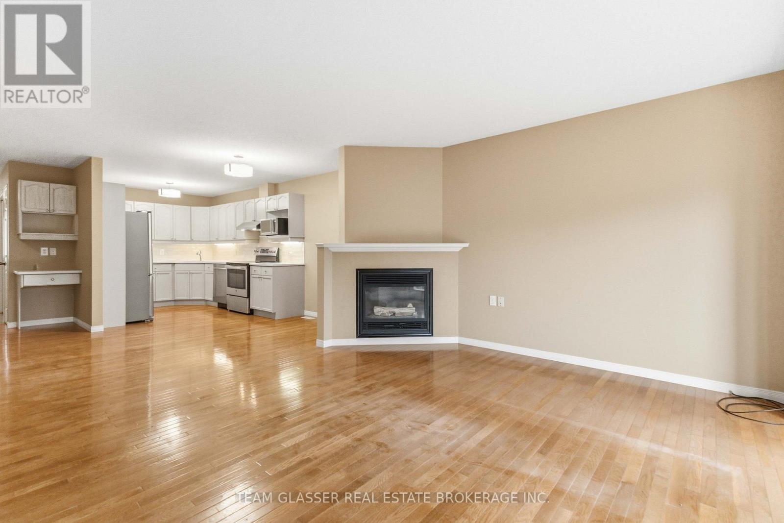 20 - 1555 Highbury Avenue N, London East, Ontario  N5Y 5R2 - Photo 28 - X12990318