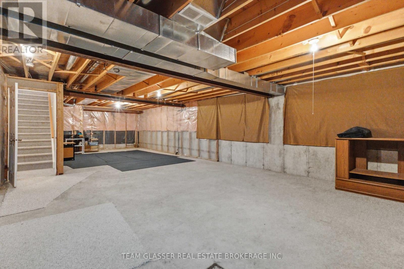 20 - 1555 Highbury Avenue N, London East, Ontario  N5Y 5R2 - Photo 36 - X12990318