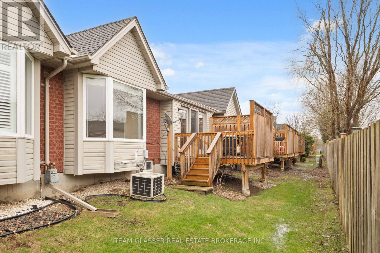 20 - 1555 Highbury Avenue N, London East, Ontario  N5Y 5R2 - Photo 39 - X12990318