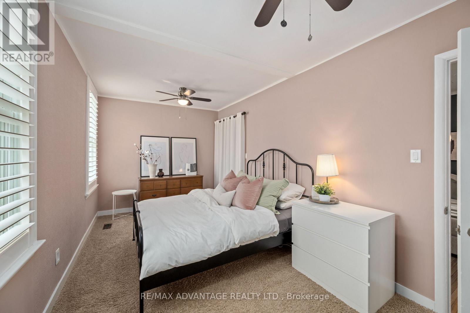 68 Cavendish Crescent, London North, Ontario  N6H 1A4 - Photo 13 - X12990472