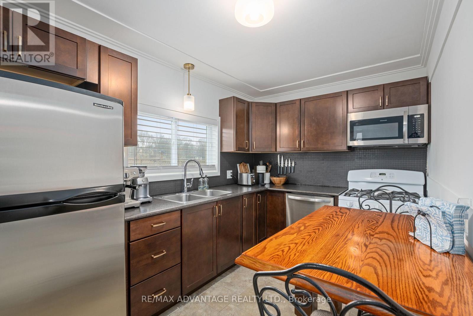 68 Cavendish Crescent, London North, Ontario  N6H 1A4 - Photo 15 - X12990472