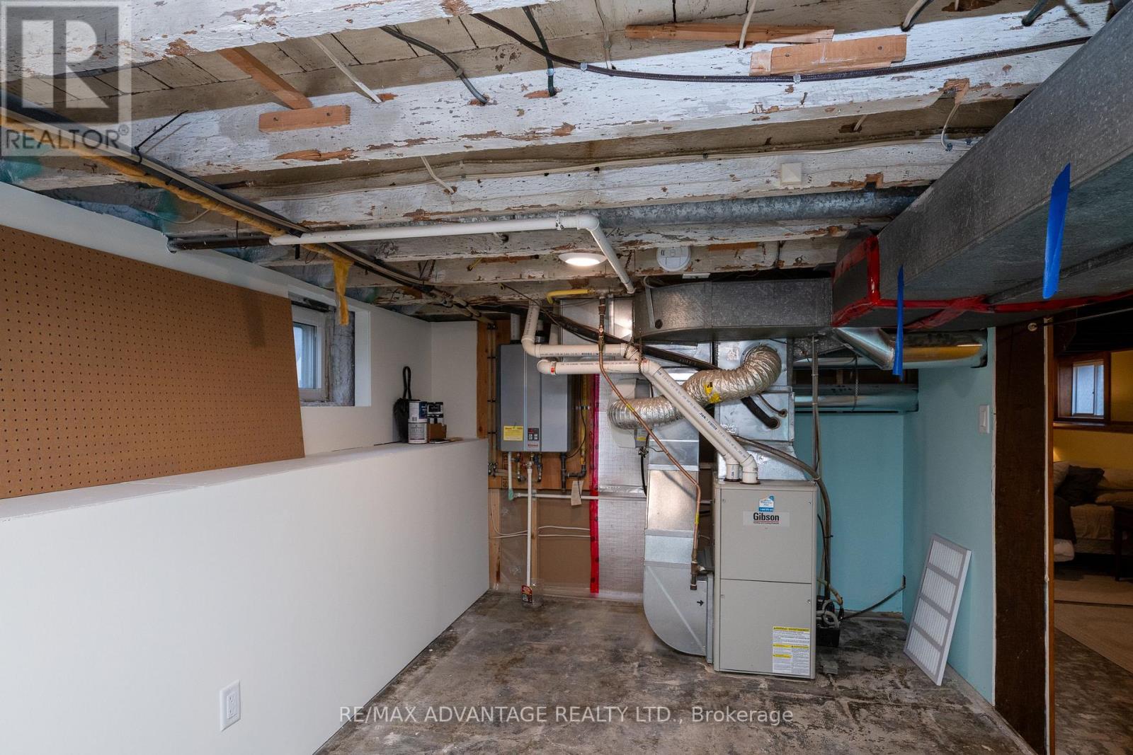 68 Cavendish Crescent, London North, Ontario  N6H 1A4 - Photo 23 - X12990472