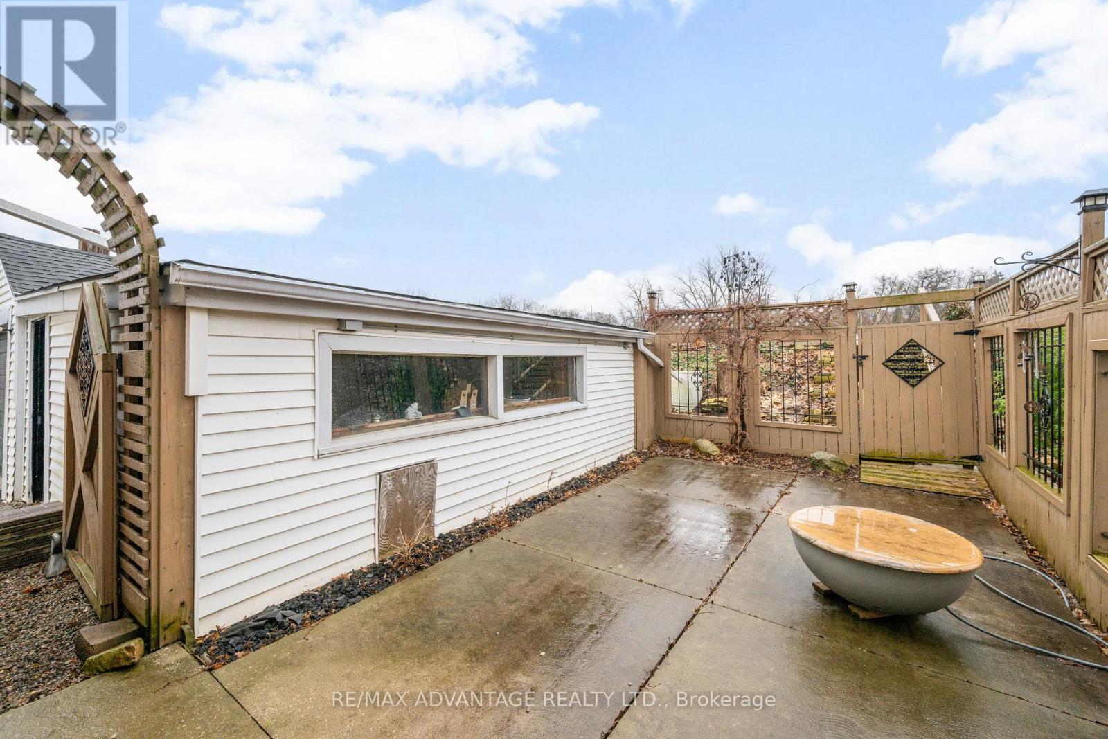 68 Cavendish Crescent, London North, Ontario  N6H 1A4 - Photo 24 - X12990472