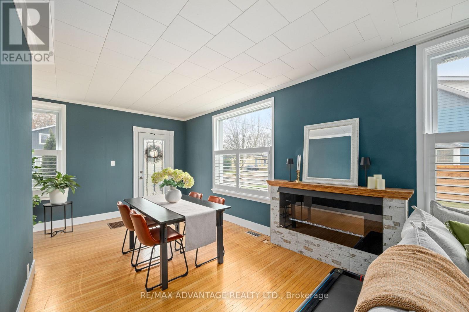 68 Cavendish Crescent, London North, Ontario  N6H 1A4 - Photo 8 - X12990472