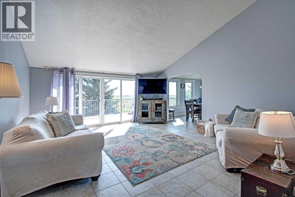 104 Hill Spring Meadows, Rural Rocky View County, Alberta  T4B 2A3 - Photo 7 - A2289131