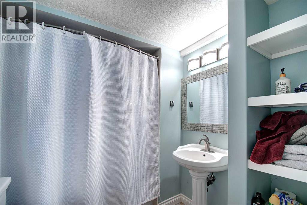 104 Hill Spring Meadows, Rural Rocky View County, Alberta  T4B 2A3 - Photo 32 - A2289131