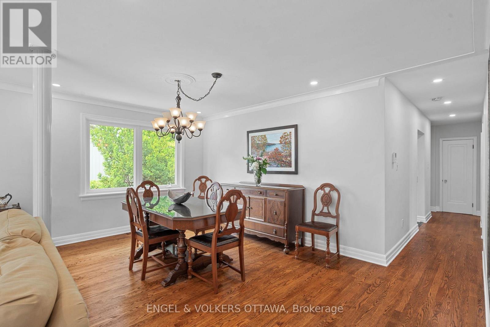 249 Faircrest Road, Ottawa, Ontario  K1H 5C9 - Photo 10 - X12990188