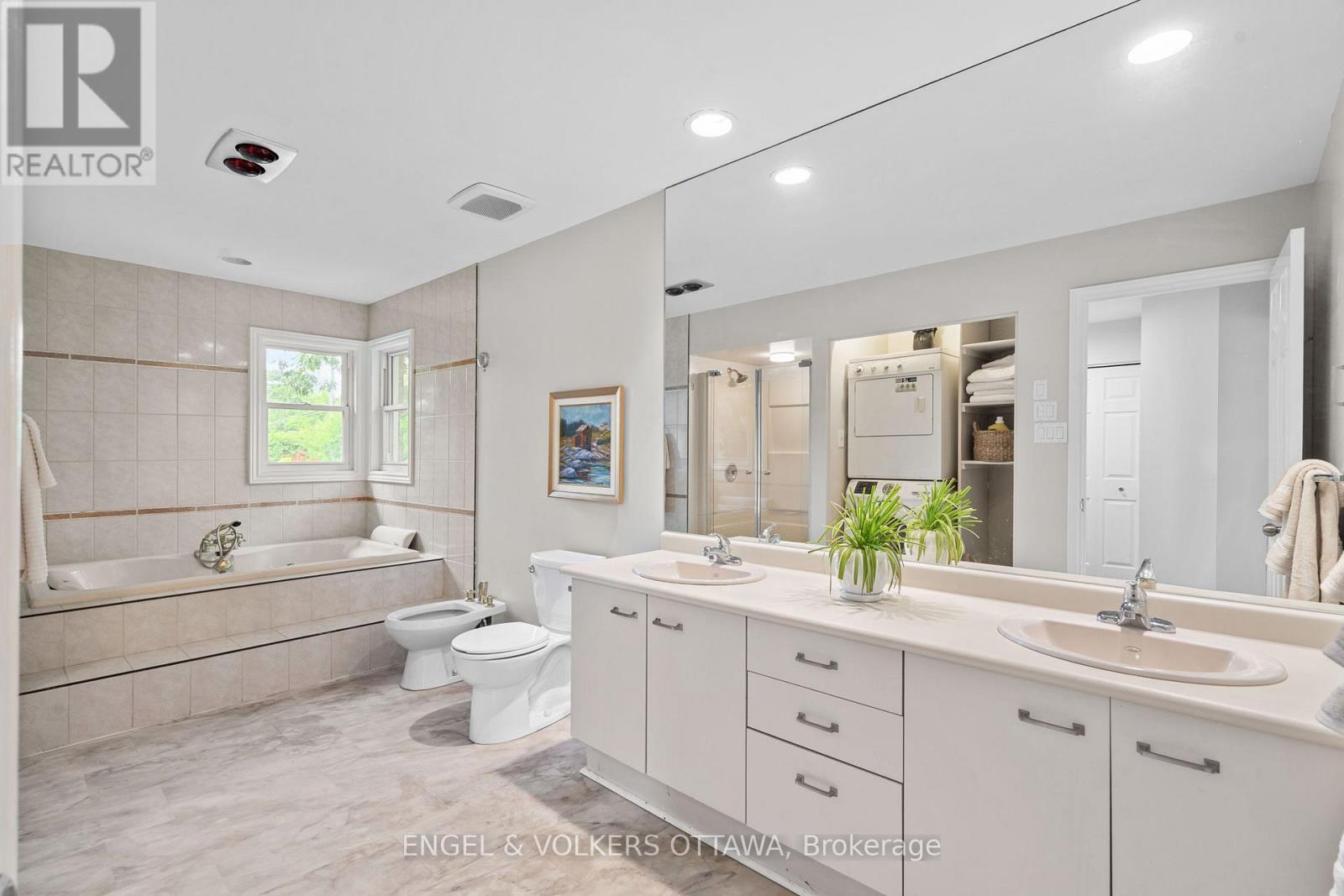 249 Faircrest Road, Ottawa, Ontario  K1H 5C9 - Photo 22 - X12990188