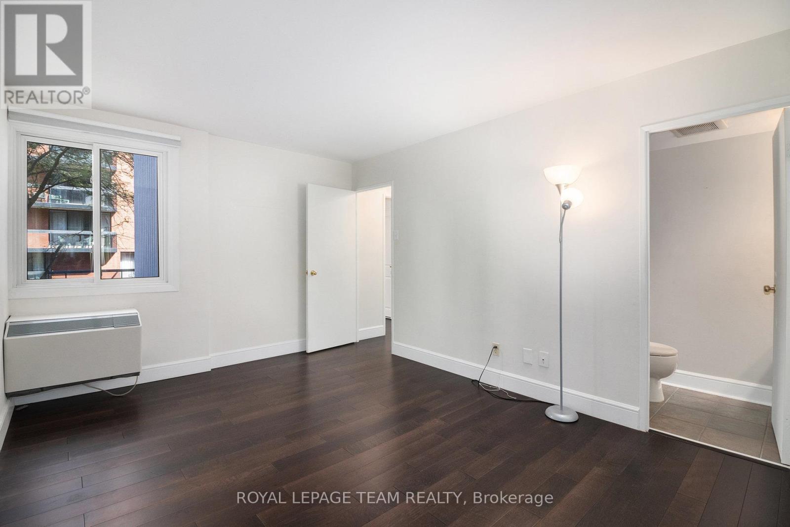 402 - 141 Somerset Street W, Ottawa, Ontario  K2P 2H1 - Photo 14 - X12990348