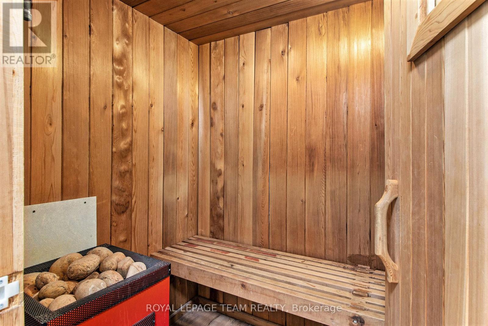 402 - 141 Somerset Street W, Ottawa, Ontario  K2P 2H1 - Photo 23 - X12990348