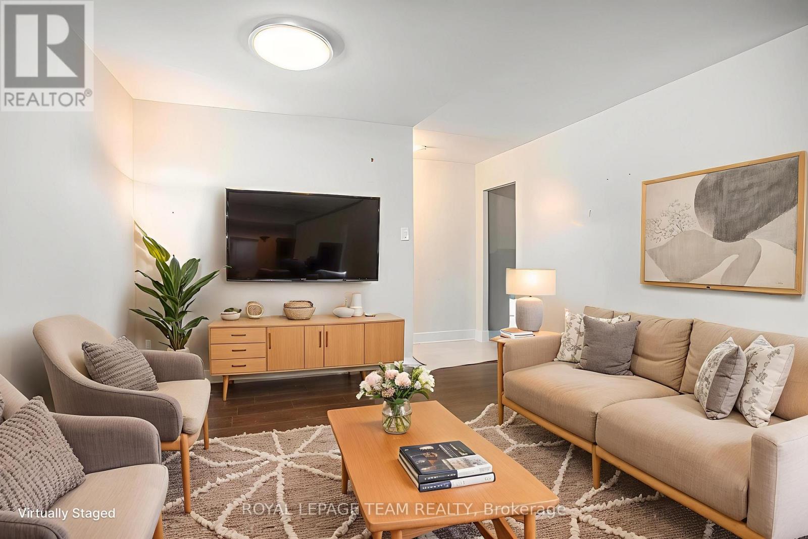 402 - 141 Somerset Street W, Ottawa, Ontario  K2P 2H1 - Photo 4 - X12990348