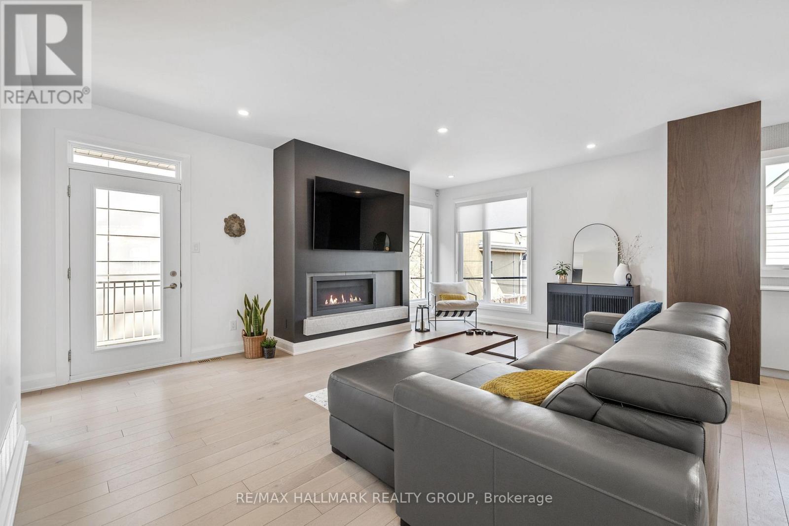 101 Tay Street, Ottawa, Ontario  K2A 2H1 - Photo 15 - X12990368