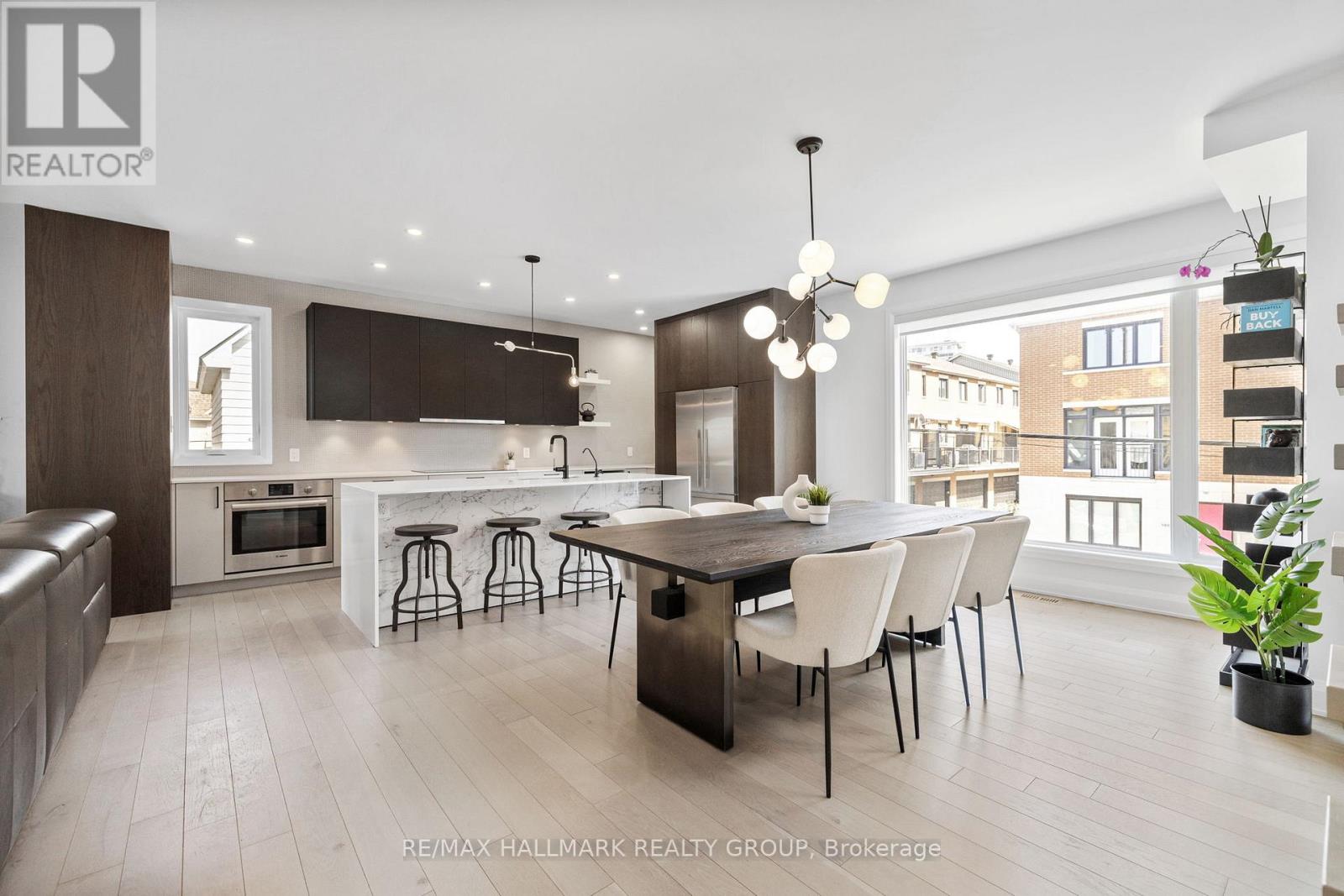 101 Tay Street, Ottawa, Ontario  K2A 2H1 - Photo 5 - X12990368