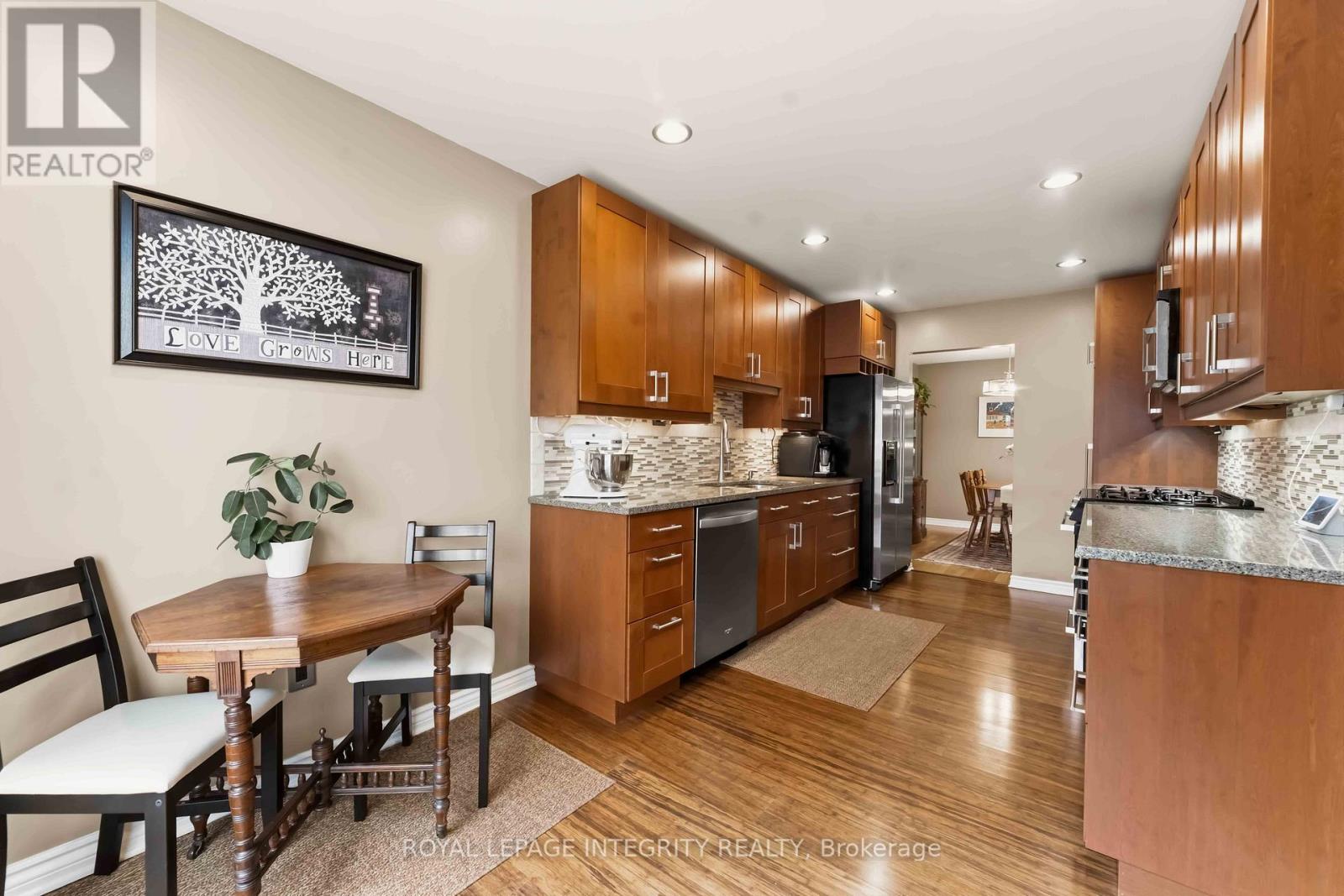 30 Longden Place, Ottawa, Ontario  K2M 1V2 - Photo 15 - X12990420