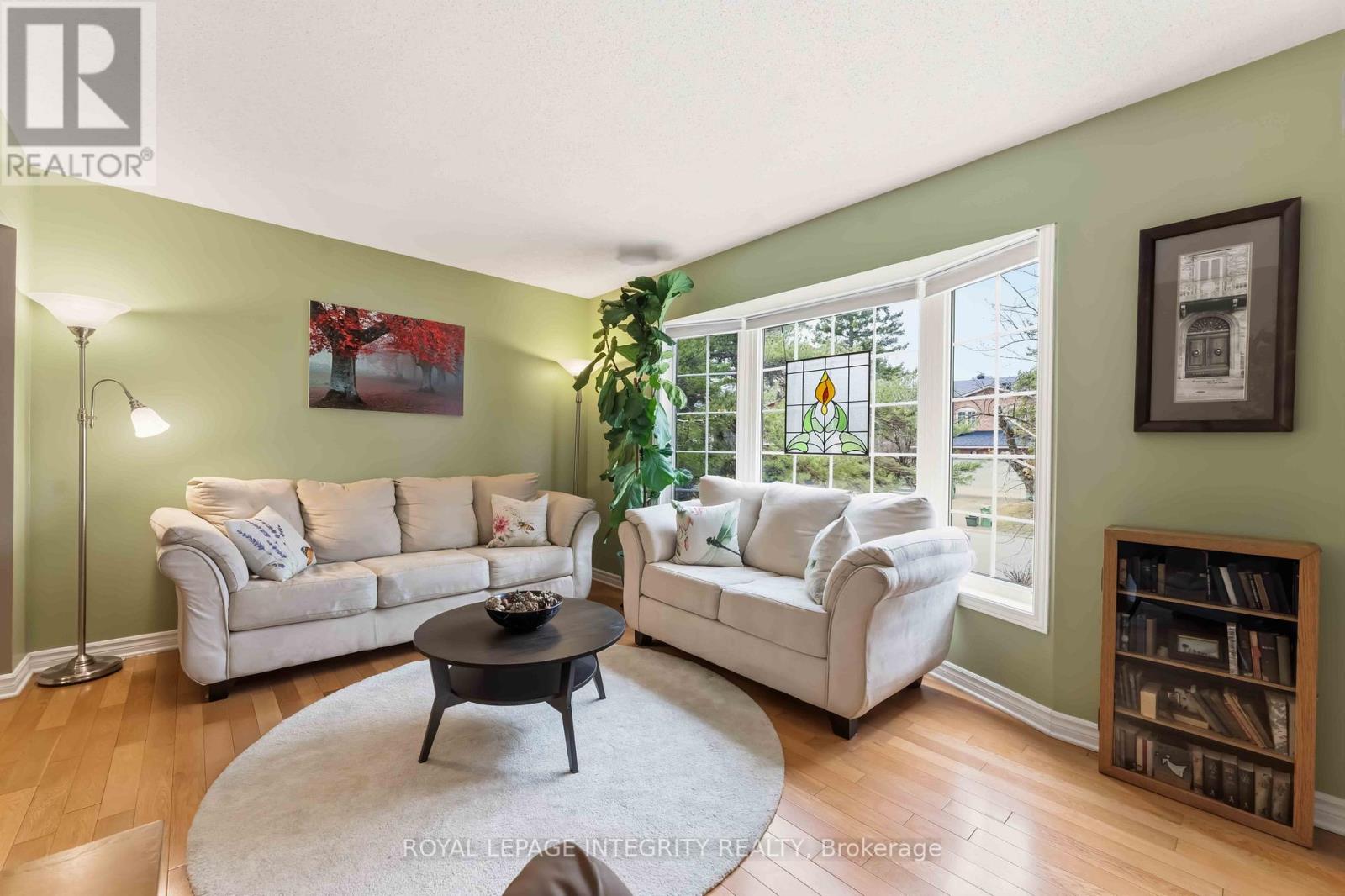 30 Longden Place, Ottawa, Ontario  K2M 1V2 - Photo 4 - X12990420