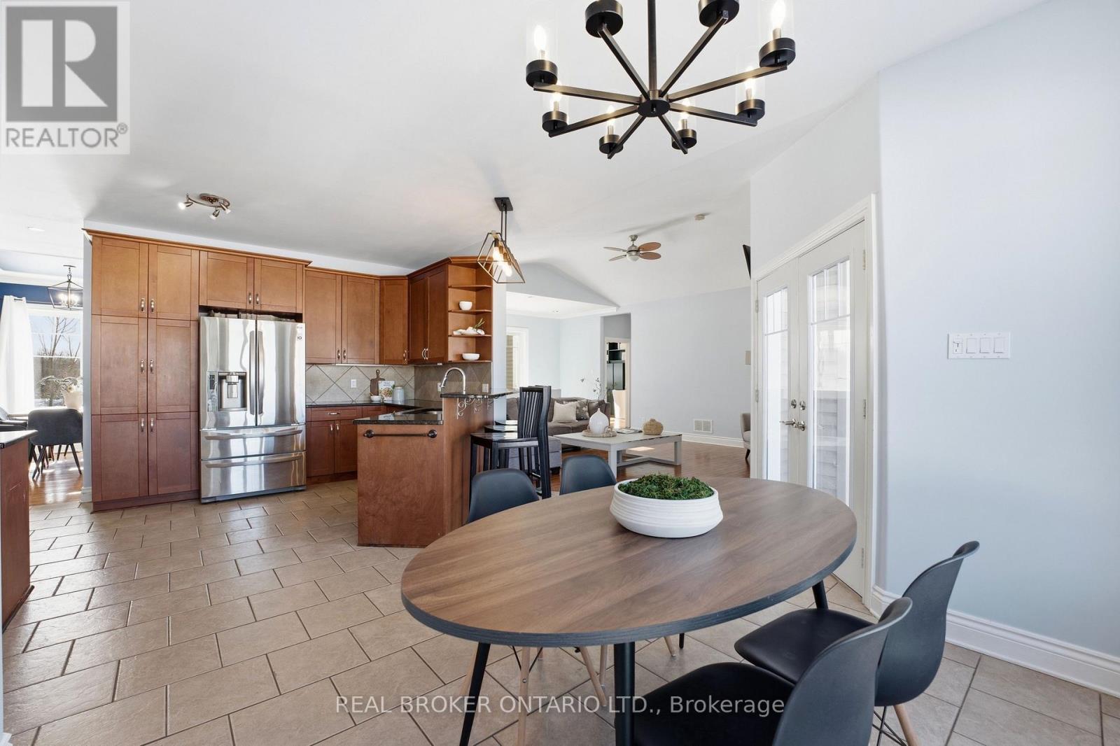 933 Craig Road, North Grenville, Ontario  K0G 1S0 - Photo 11 - X12990432