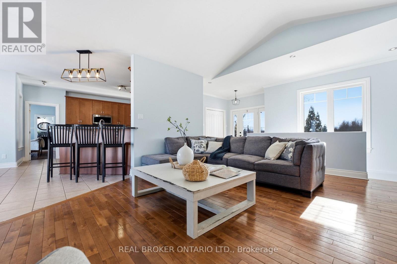 933 Craig Road, North Grenville, Ontario  K0G 1S0 - Photo 7 - X12990432