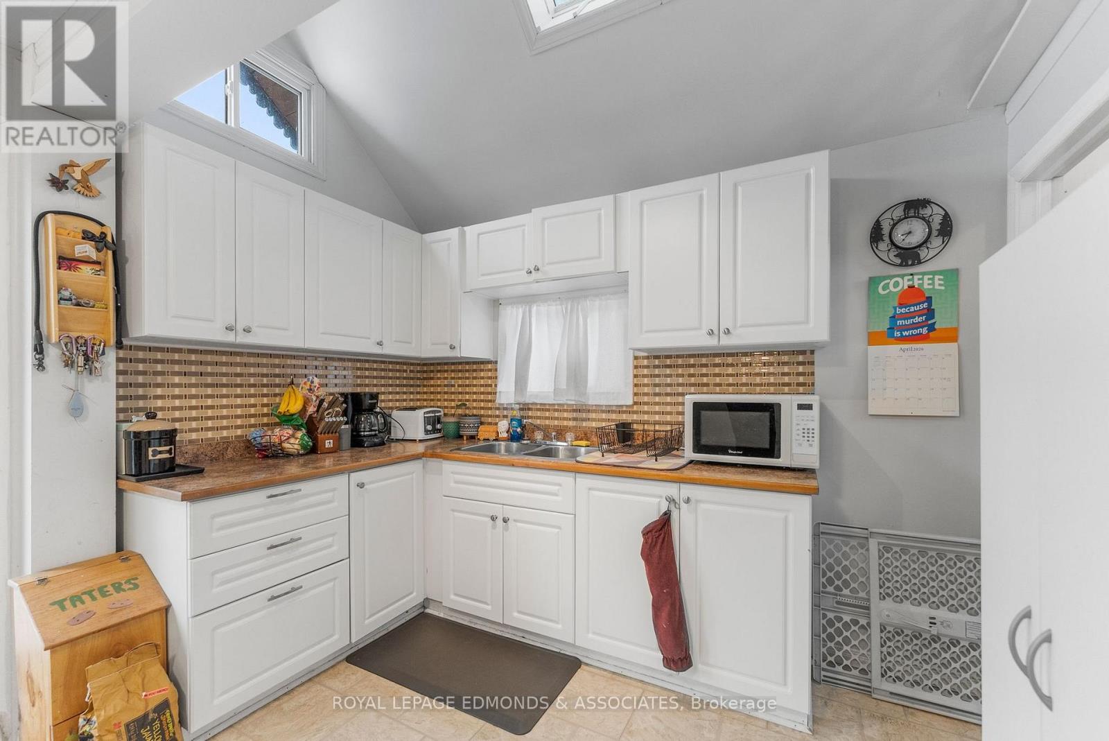 249 Wilfred Street, Pembroke, Ontario  K8A 5K8 - Photo 12 - X12990260