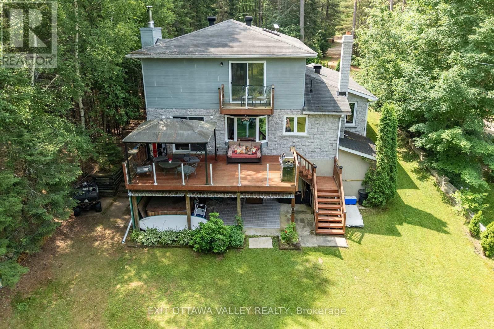 10 Ryans Camp Lane, Laurentian Hills, Ontario  K0J 1P0 - Photo 39 - X12990382