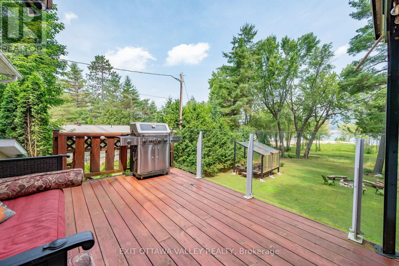10 Ryans Camp Lane, Laurentian Hills, Ontario  K0J 1P0 - Photo 43 - X12990382
