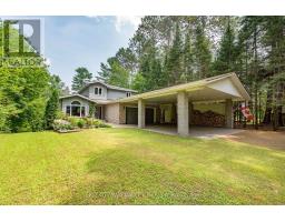 10 RYANS CAMP LANE, Laurentian Hills, Ontario