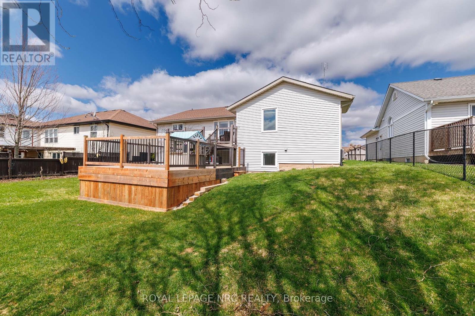 109 Calla Terrace, Welland, Ontario  L3C 7C2 - Photo 6 - X12990100