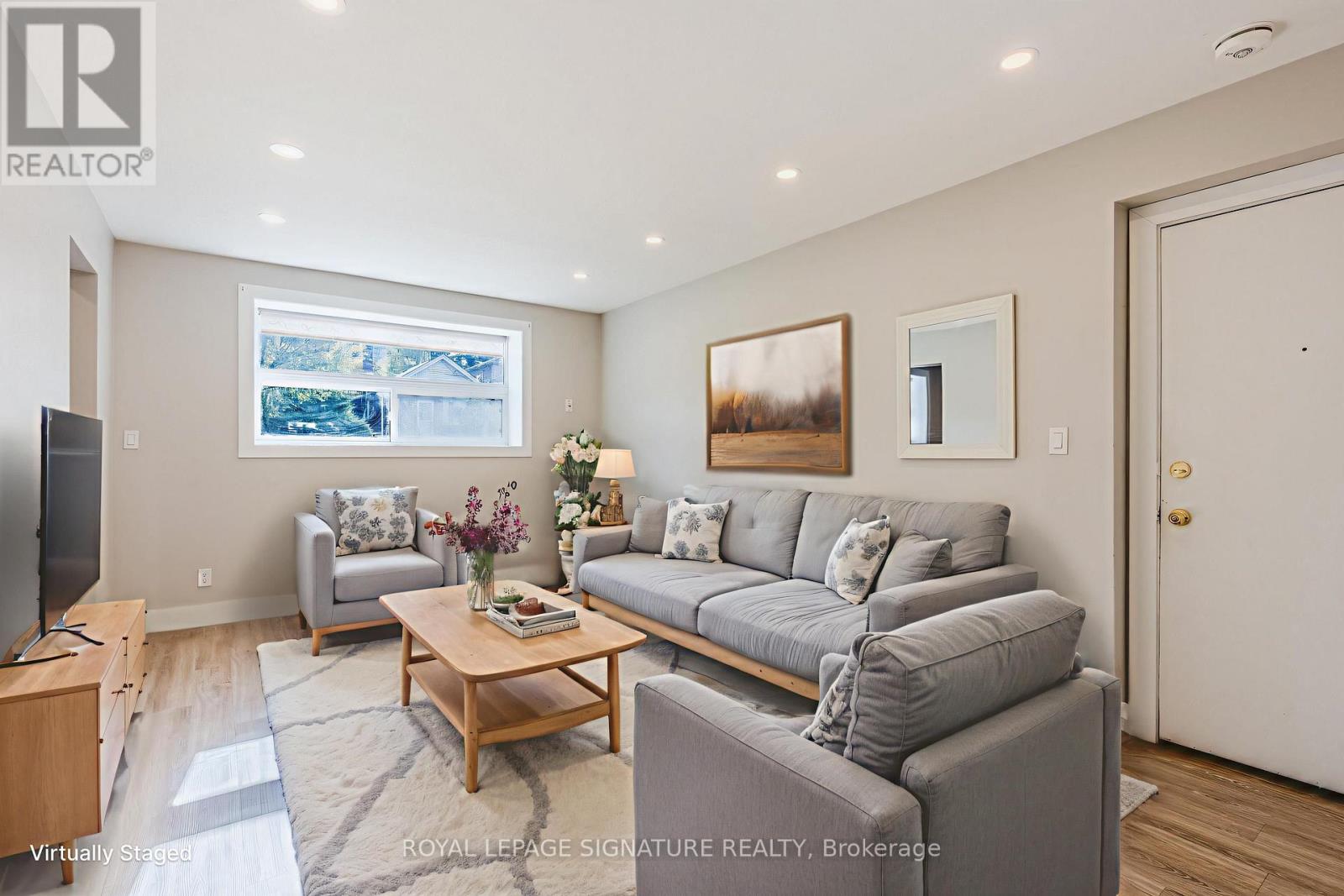 1 - 1 HASSARD AVENUE, Toronto, Ontario