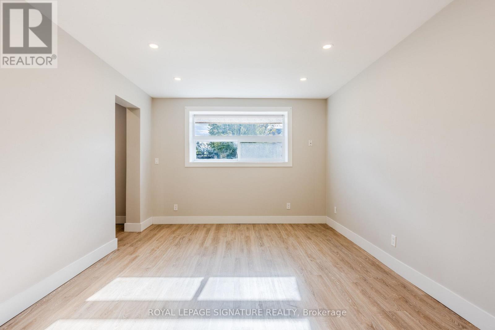 1 - 1 Hassard Avenue, Toronto, Ontario  M4K 3N3 - Photo 9 - E12863048