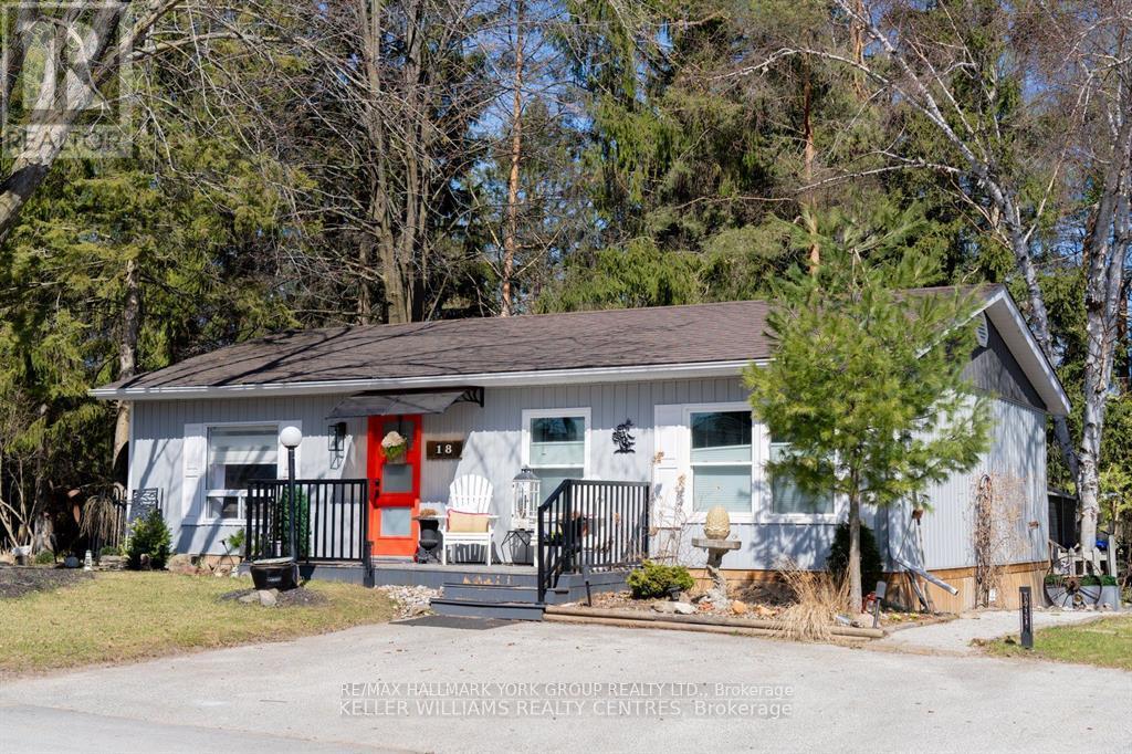 18 CHERRYWOOD LANE, Innisfil, Ontario