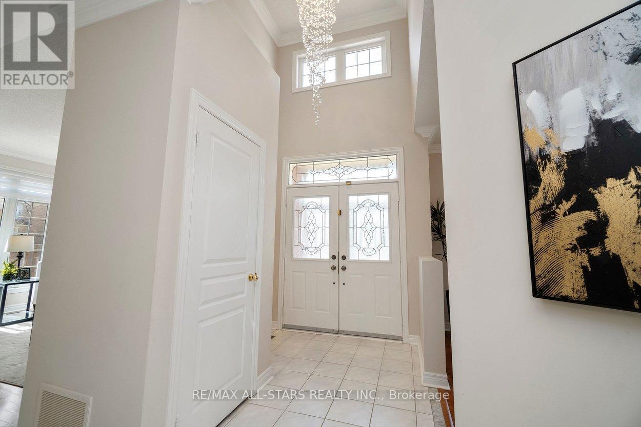 142 Saffron Street, Markham, Ontario  L6E 1M3 - Photo 5 - N12975960