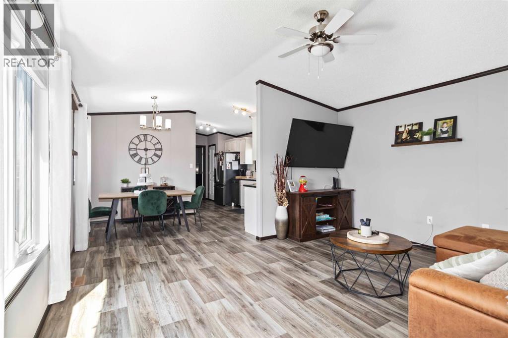 161 Card Crescent, Fort Mcmurray, Alberta  T9K 2H6 - Photo 4 - A2279093