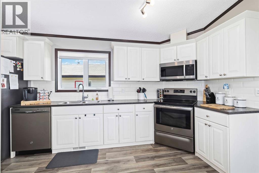 161 Card Crescent, Fort Mcmurray, Alberta  T9K 2H6 - Photo 12 - A2279093