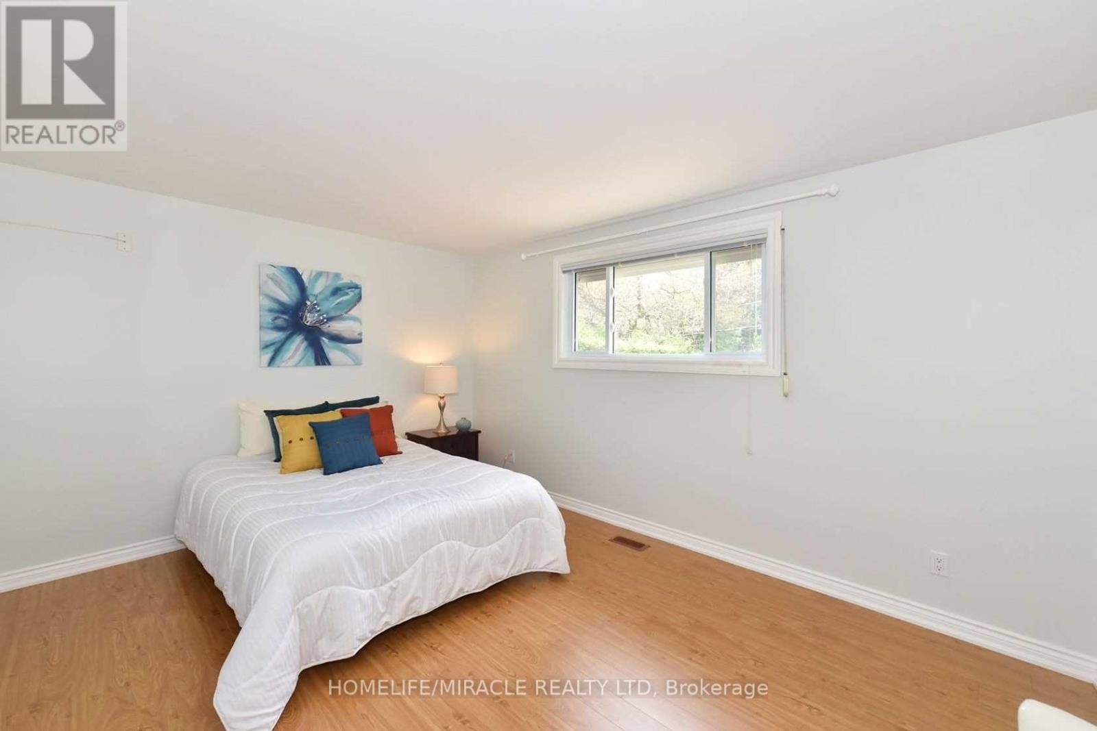 53 Ascot Avenue, Brampton, Ontario  L6T 2P3 - Photo 10 - W12984244