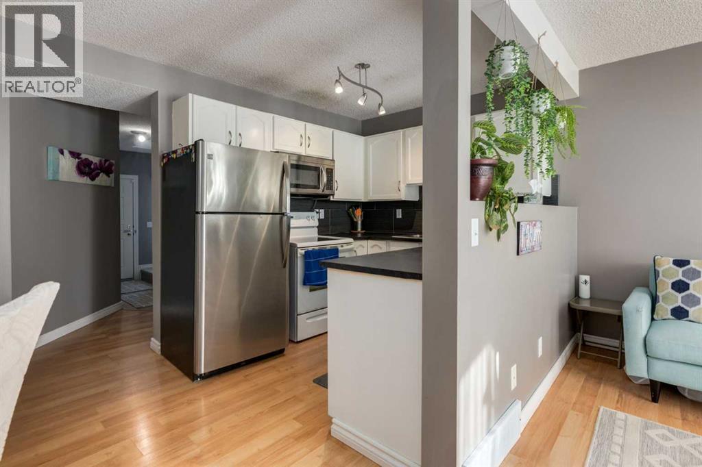 41 Harvest Glen Heights Ne, Calgary, Alberta  T3K 4L3 - Photo 2 - A2293049