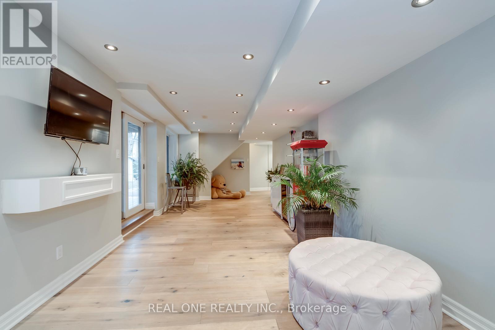 179 Shanley Terrace, Oakville, Ontario  L6K 2H7 - Photo 32 - W12963186