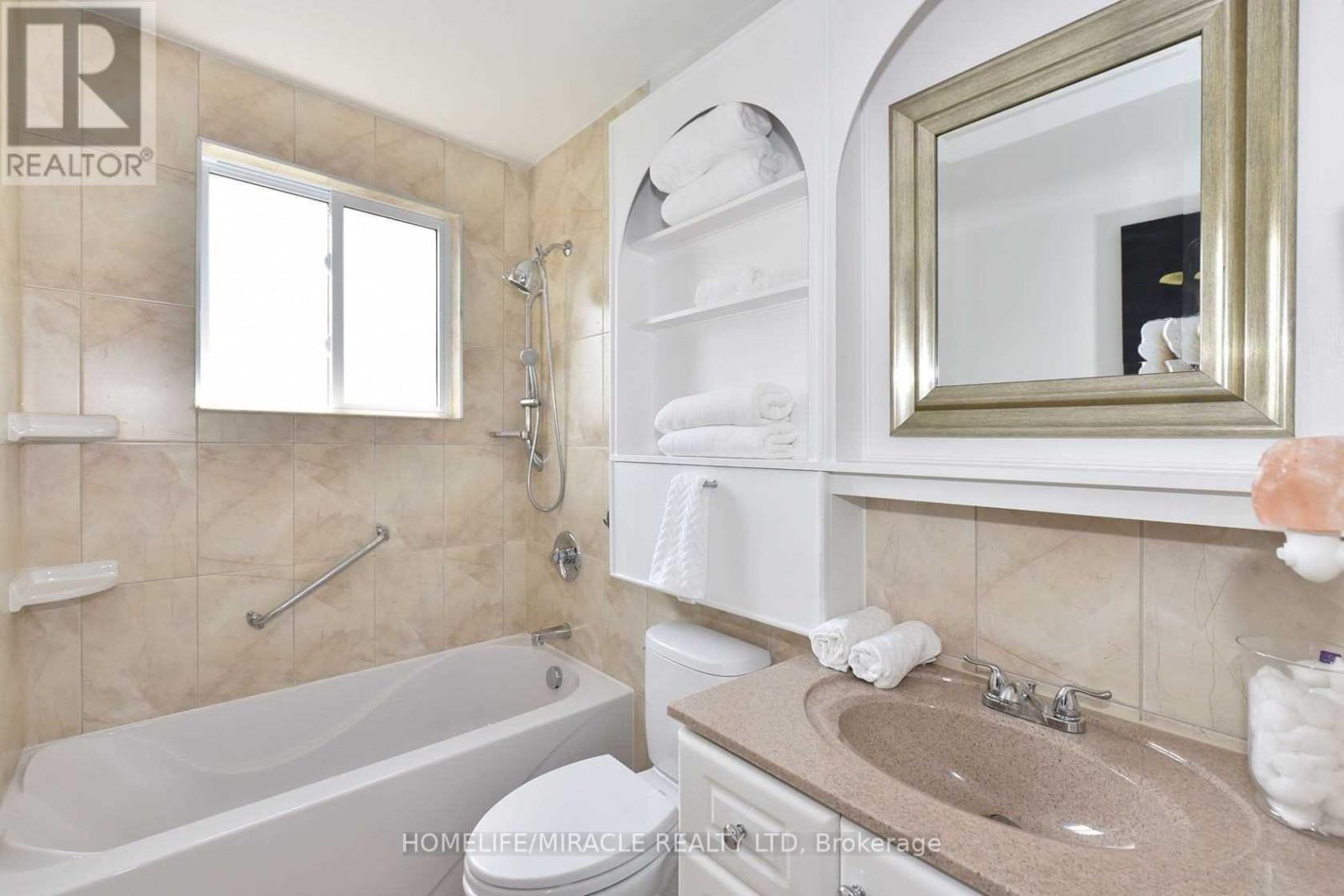 53 Ascot Avenue, Brampton, Ontario  L6T 2P3 - Photo 15 - W12984244