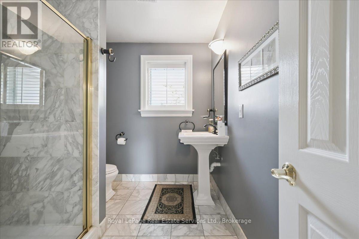 281 Pinehurst Drive, Oakville, Ontario  L6J 4X2 - Photo 25 - W12883950