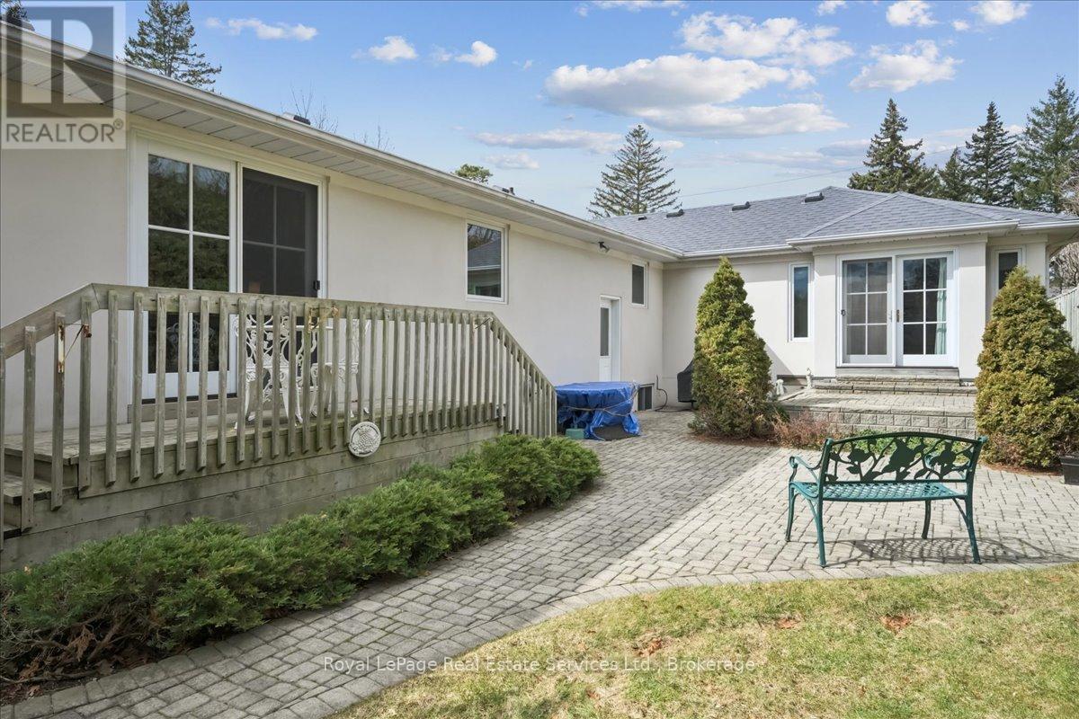 281 Pinehurst Drive, Oakville, Ontario  L6J 4X2 - Photo 43 - W12883950