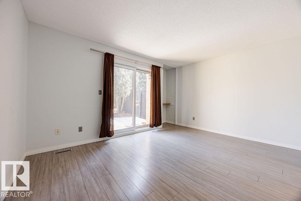 12032 25 Av Nw, Edmonton, Alberta  T6J 4L3 - Photo 14 - E4482021