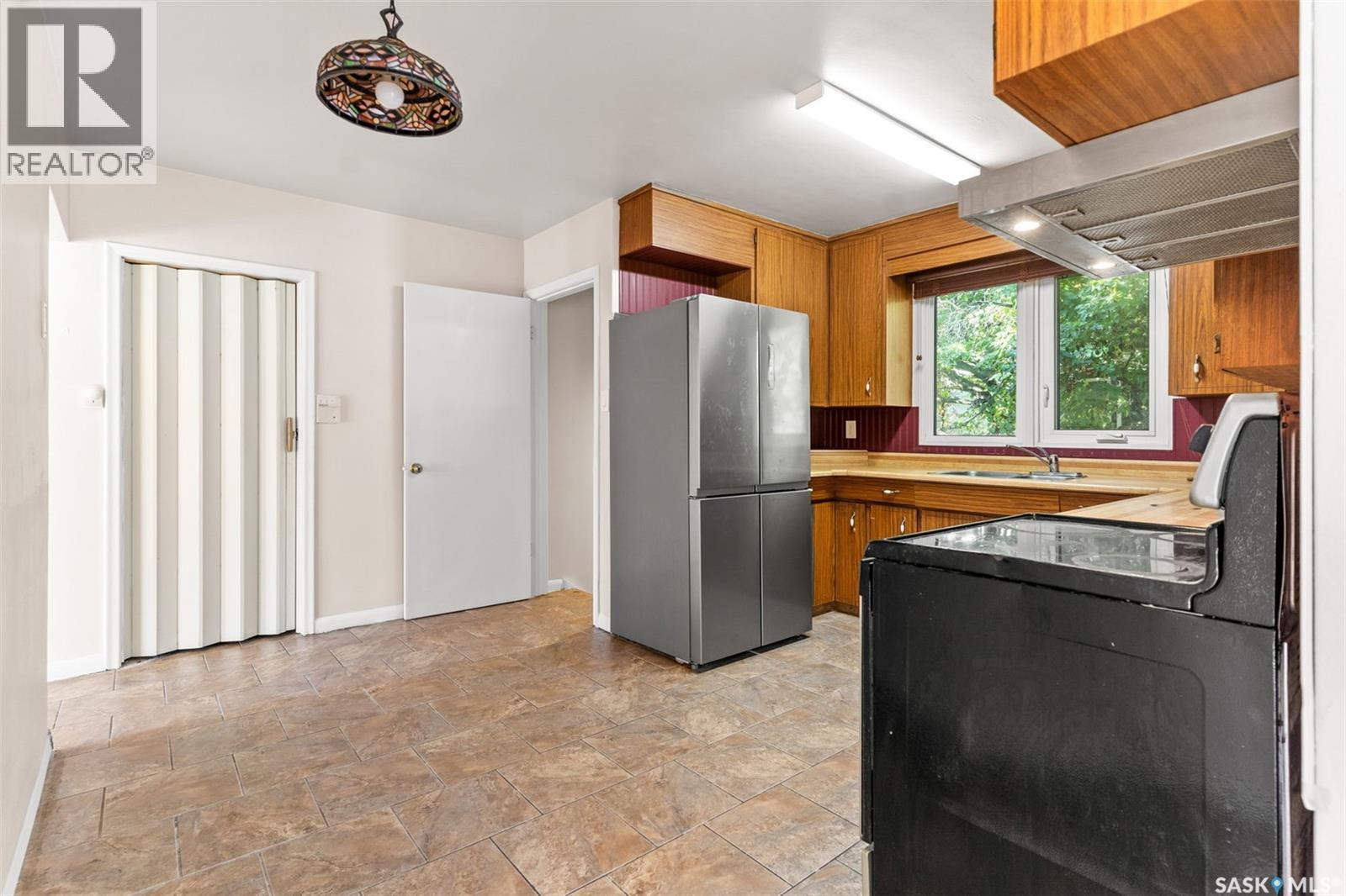 13 Weir Crescent, Saskatoon, Saskatchewan  S7H 3A8 - Photo 14 - SK032697