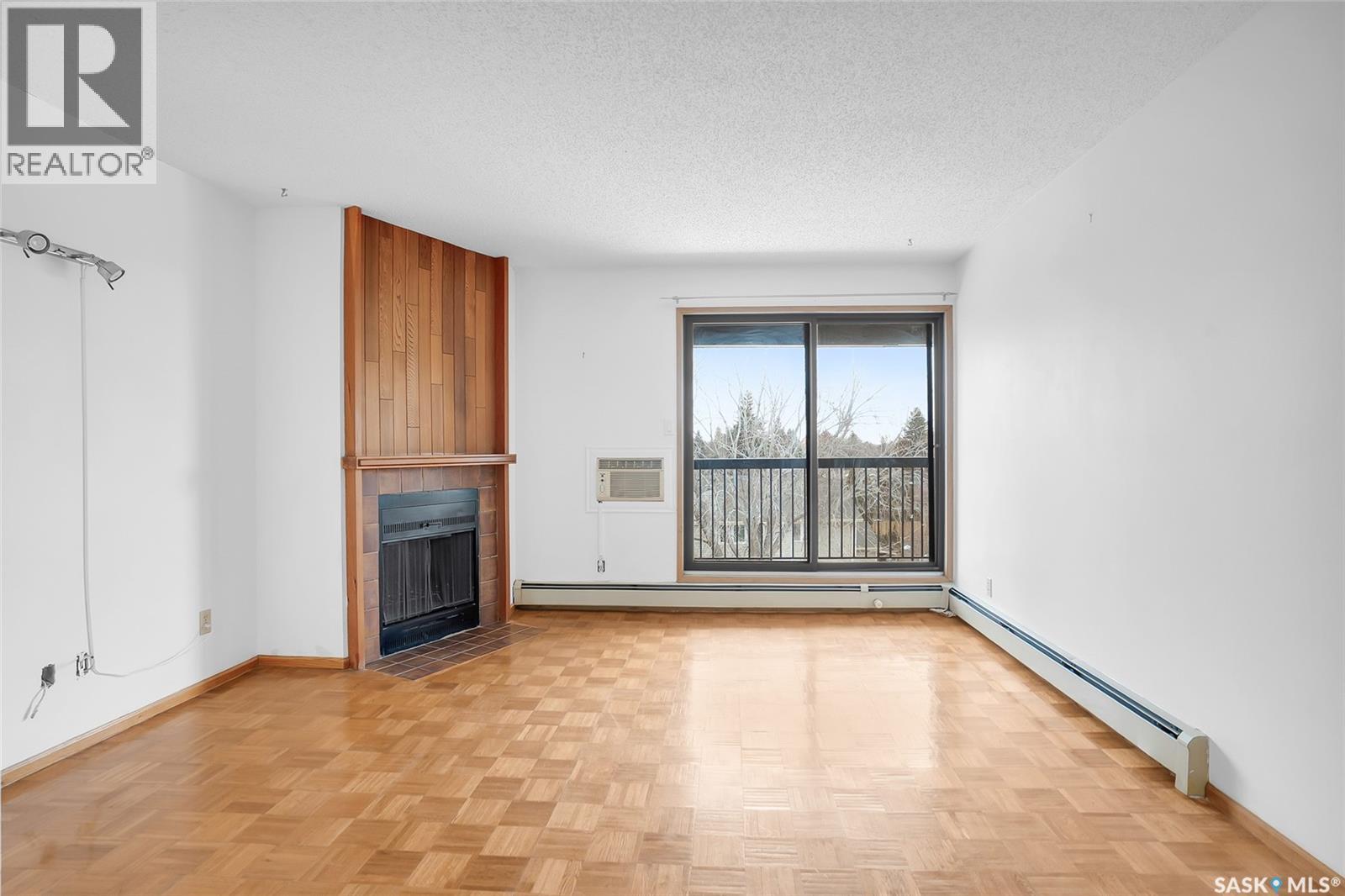 304 385 Kingsmere Boulevard, Saskatoon, Saskatchewan  S7J 4J6 - Photo 3 - SK032661