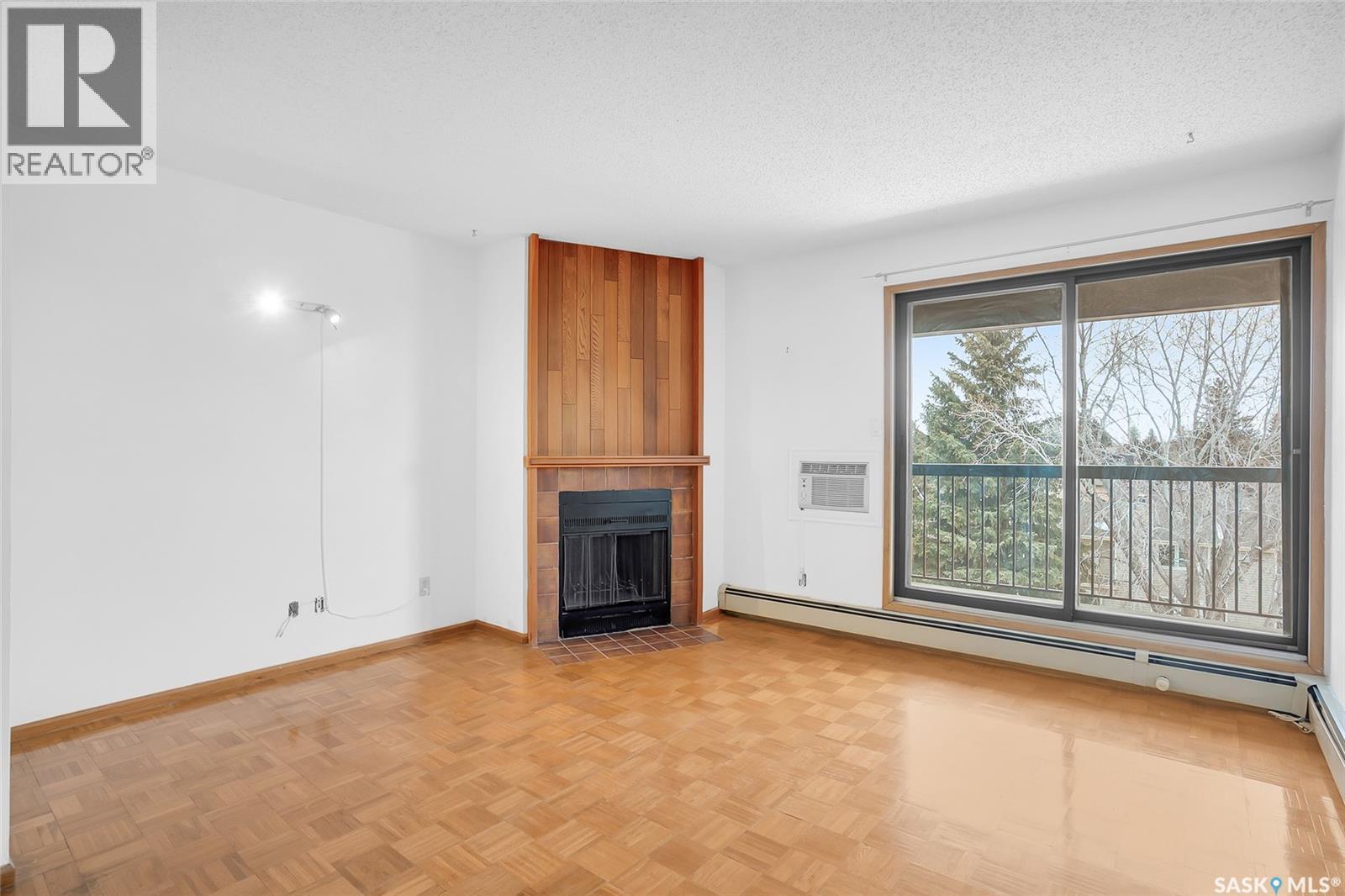 304 385 Kingsmere Boulevard, Saskatoon, Saskatchewan  S7J 4J6 - Photo 4 - SK032661