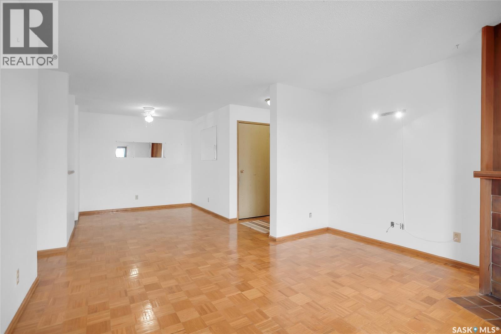 304 385 Kingsmere Boulevard, Saskatoon, Saskatchewan  S7J 4J6 - Photo 6 - SK032661