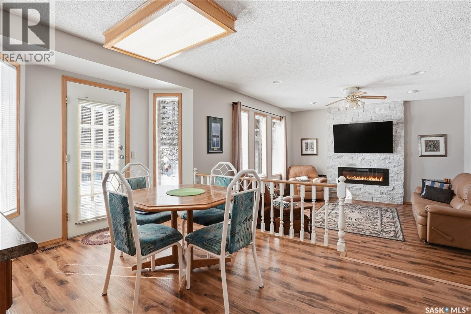 647 Whiteswan Drive, Saskatoon, Saskatchewan  S7K 8A2 - Photo 13 - SK032593