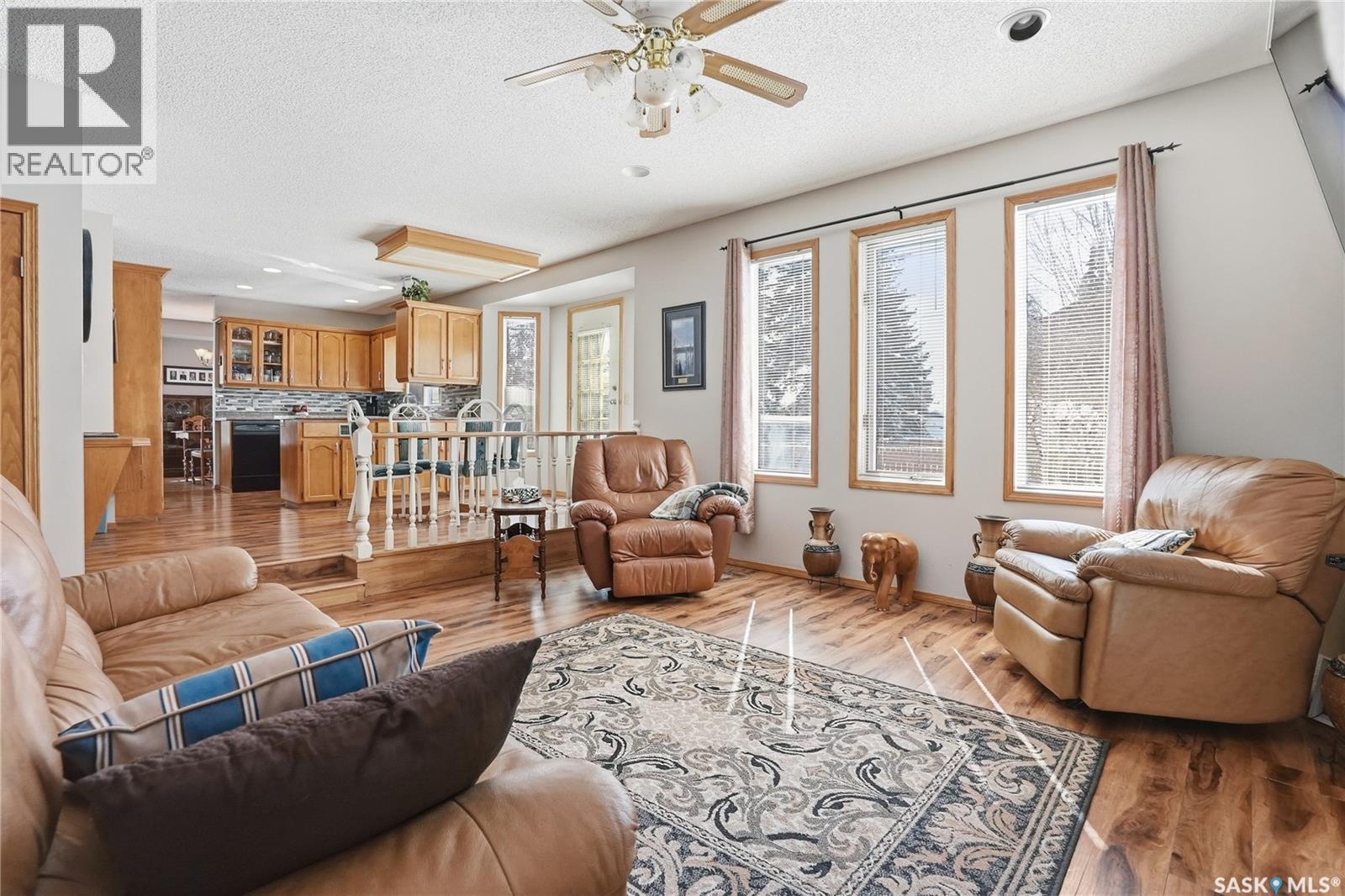 647 Whiteswan Drive, Saskatoon, Saskatchewan  S7K 8A2 - Photo 15 - SK032593