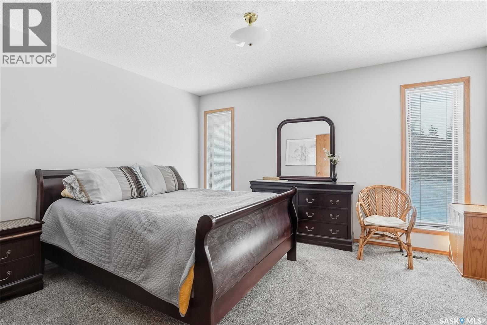 647 Whiteswan Drive, Saskatoon, Saskatchewan  S7K 8A2 - Photo 16 - SK032593