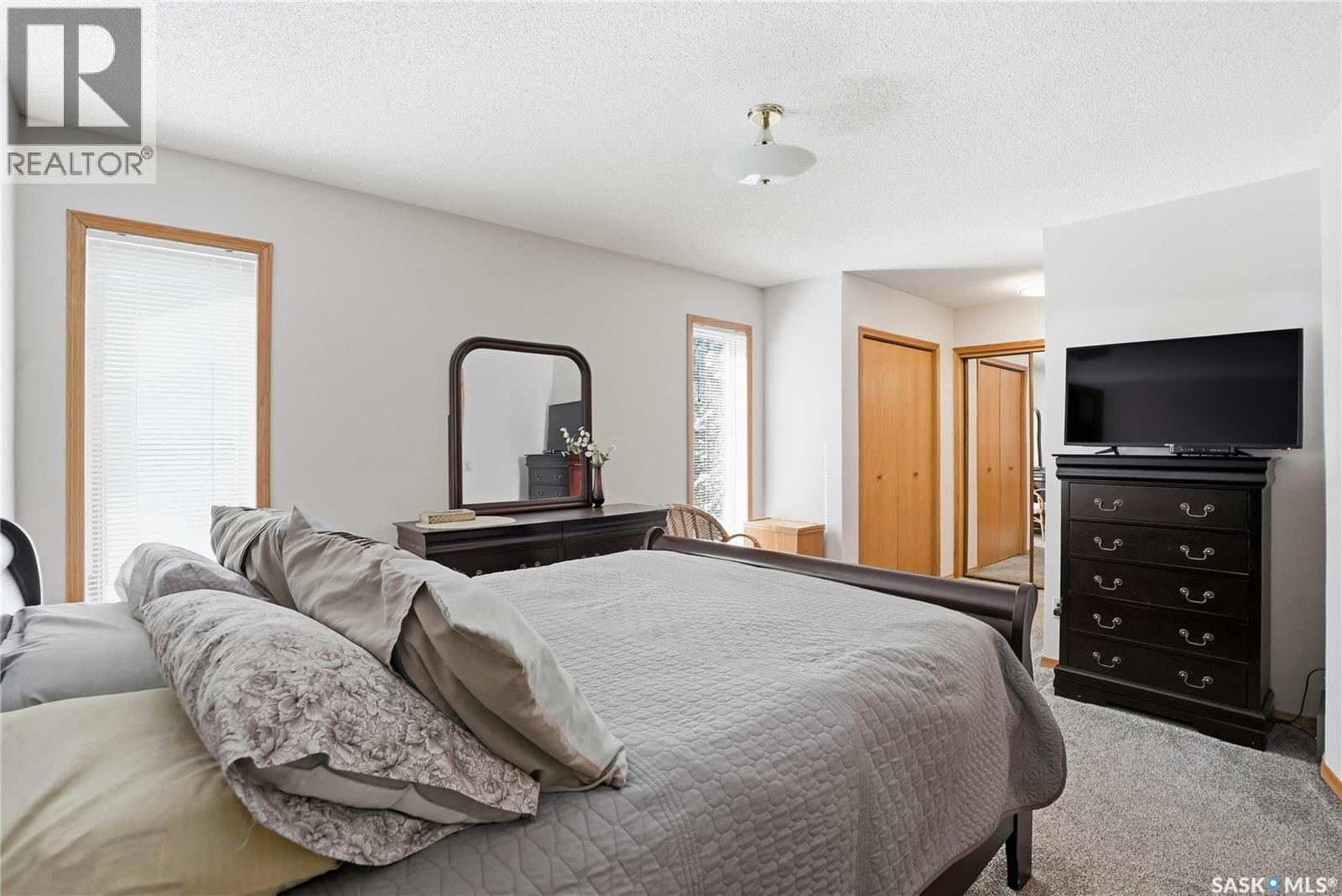 647 Whiteswan Drive, Saskatoon, Saskatchewan  S7K 8A2 - Photo 17 - SK032593