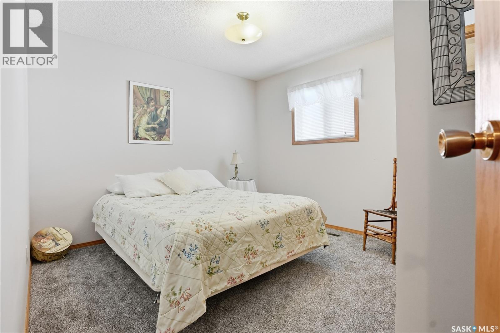 647 Whiteswan Drive, Saskatoon, Saskatchewan  S7K 8A2 - Photo 22 - SK032593